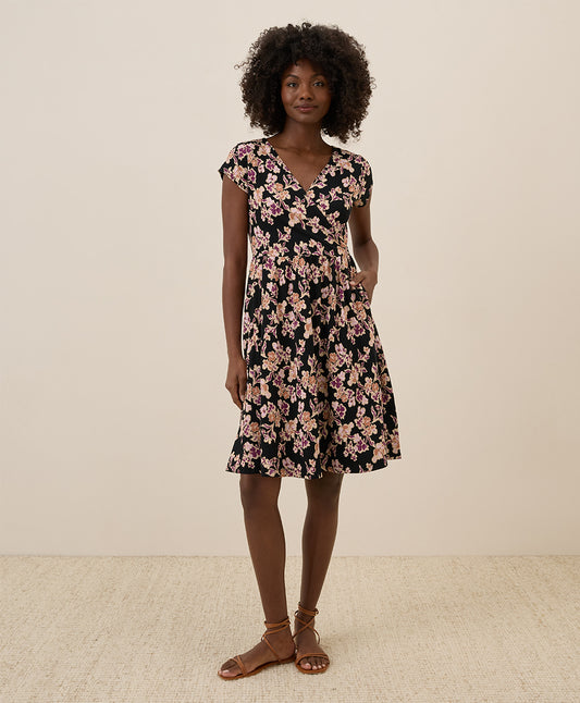 Scattered Posies Black