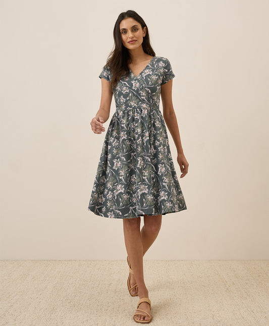 Vineyard Floral Castor Grey